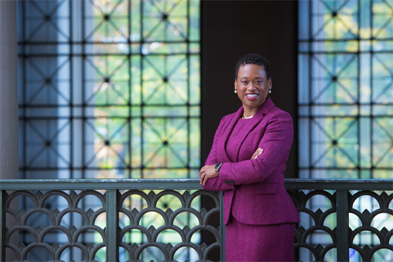 Download high resolution photo 3 of Melissa Nobles